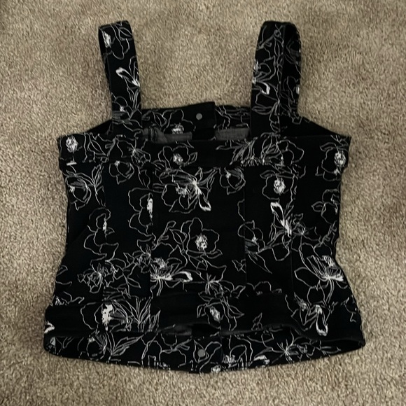 White House Black Market Women's White and Black Corset - Picture 2 of 8